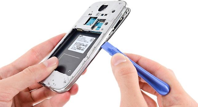 Έκαναν βίδες το Samsung Galaxy S4