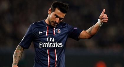 Νοσταλγεί την Ιταλία, αλλά παραμένει στο Παρίσι