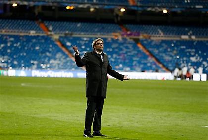 Κλοπ: «Αποβολή του Χούμελς; Έπρεπε να πάρει 7 κίτρινες ο Ράμος»