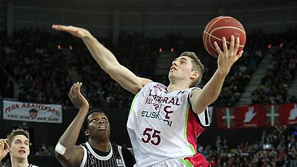 Περίπατος Κάχα Λαμποράλ με Μπιλμπάο