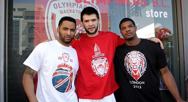 Λατρεία για Παπανικολάου, Χάινς και Λο!