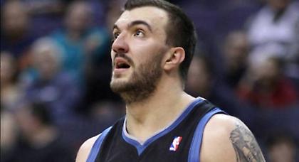 Δώδεκα εκατ. τον χρόνο στον Πέκοβιτς!