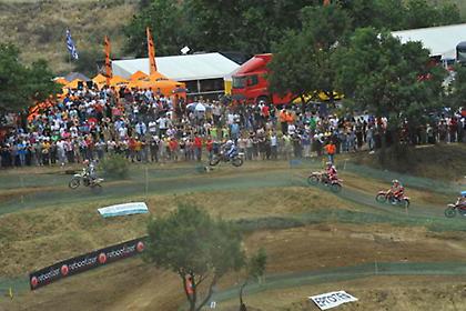 Ετοιμοι για τον σούπερ αγώνα Motocross στη Μεγαλόπολη