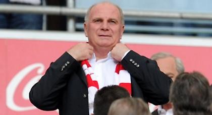 Παραιτήθηκε αλλά έμεινε ο Χένες