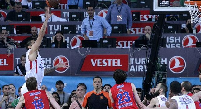 Όταν οι «ερυθρόλευκοι» θυμούνται το… έπος (video)