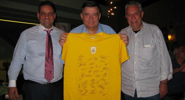 Στήριξη Καρατζαφέρη σε Μελισσανίδη