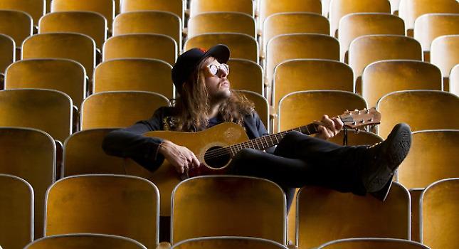 Έρχονται 32 καλλιτέχνες…