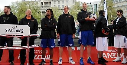 Το ποδόσφαιρο συνάντησε το μπάσκετ στο Λονδίνο