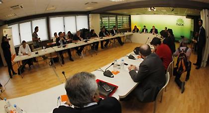 Aντίθετο με την απόφαση της ΟΛΜΕ για απεργία το ΠΑΣΟΚ