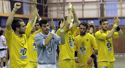 Αφεντικό η ΑΕΚ