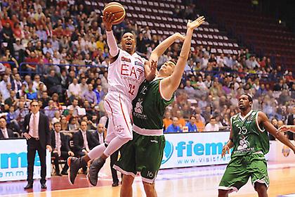 Διέλυσε τη Σιένα με Μπουρούση η Αρμάνι