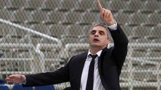 Πεδουλάκης: «Να ενσωματωθεί  στην ομάδα ο Κάρι»