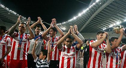 Γλέντι στα αποδυτήρια