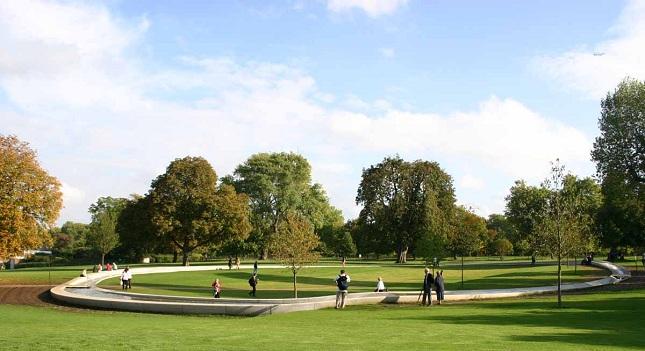 Βόλτα στο Hyde Park πριν τον τελικό για… γούρι