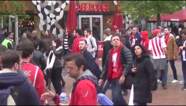 Κοκκίνισε η O2 Arena