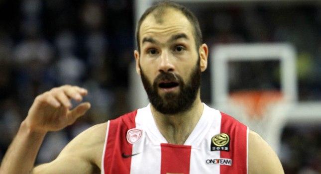 Repeat ο Ολυμπιακός, repeat και ο Σπανούλης!