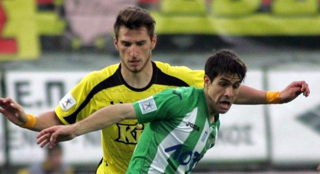 Πέφτει η αυλαία