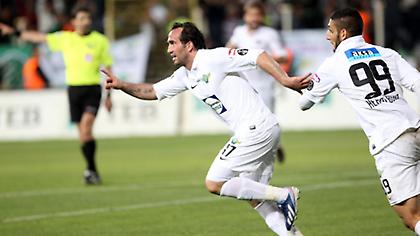 Αποθεώνουν τον Γκέκα (video)