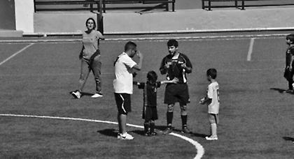 «Σούζα» στον… μπόμπιρα!