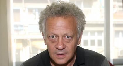 Δεχόμαστε και… ορθίους