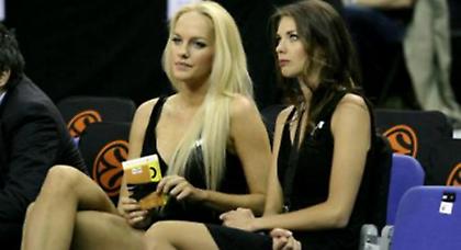 Οι ωραίες και το… ατύχημα (pics/vid)