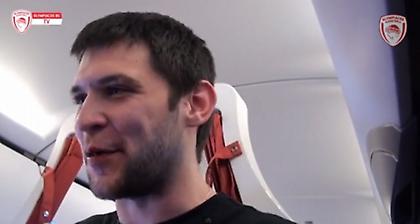 Την… έπεσε σεκιουριτάς στον «Παπ» (video)