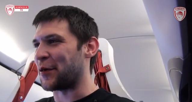 Την… έπεσε σεκιουριτάς στον «Παπ» (video)