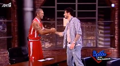 Το «πράγμα» του Πρίντεζη μάς… προσγείωσε