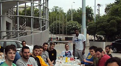 Το έριξαν στο μπάρμπεκιου…