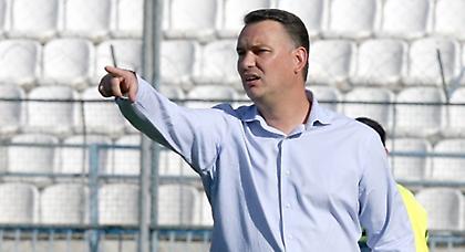 Θέλουν την παραίτησή του