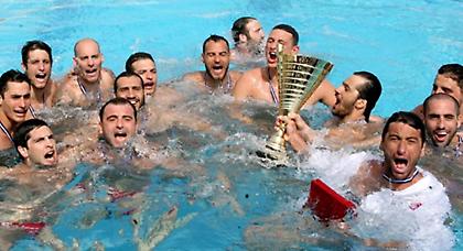 Επιστροφή στον θρόνο του!