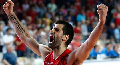 Πρόκριση με σούπερ Σάκοτα για Βαρέζε