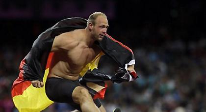 Από νωρίς μακριά…