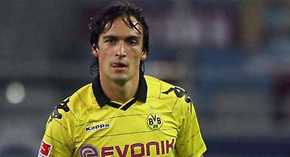 Πιστός στη Ντόρτμουντ ο Χούμελς