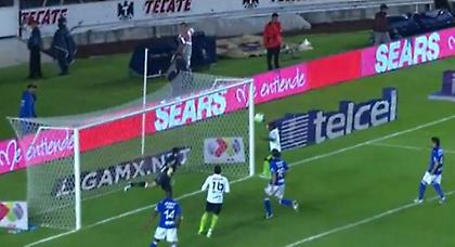 Το χέρι του… θνητού! (video)