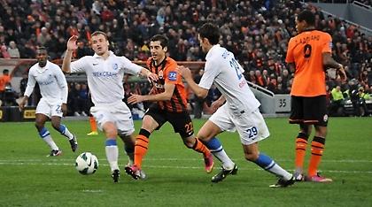 Νταμπλ για Σαχτάρ