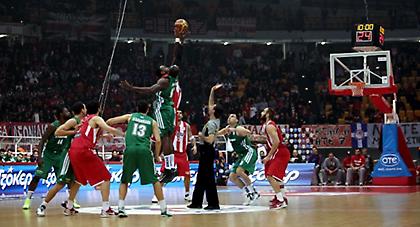 «Αιώνιοι», έχετε απουσία