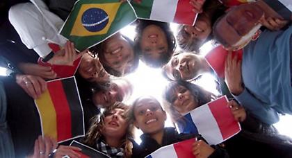 Βρέθηκαν πόροι για τη συνέχιση του προγράμματος Erasmus