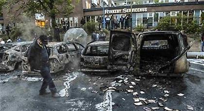 Έκτη νύχτα επεισοδίων στα προάστια της Στοκχόλμης