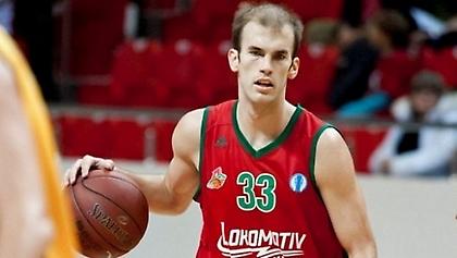 Νίκη με σεληνιασμένο Καλάθη