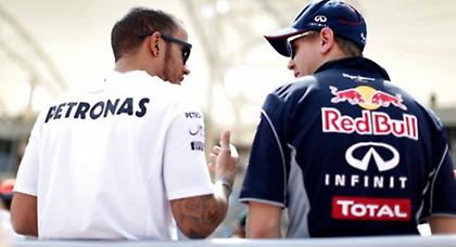 Χάμιλτον: «Να μην παραπονιέται ο Φέτελ»