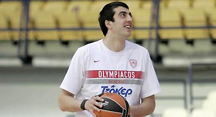 Σερμαντίνι μέσα, Κατσίβελης έξω