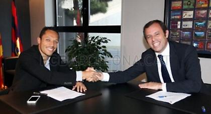 «Δεμένος» στην Καταλονία ο Αντριάνο