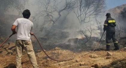 Περιορίστηκαν τα πύρινα μέτωπα στην Πελοπόννησο