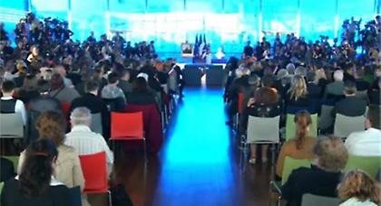 Απειλητικό τηλεφώνημα καθυστερεί τον πρώτο γάμο ομοφυλόφιλων στη Γαλλία