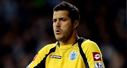 Μιλάει με πολλές ομάδες ο Ζούλιο Σέζαρ