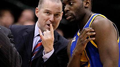 Ο Μαλόουν στον πάγκο των Κινγκς