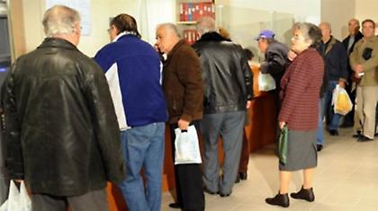 ΙΚΑ: Απλήρωτοι έμειναν δεκάδες χιλιάδες συνταξιούχοι!