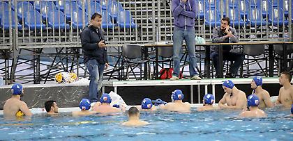 Γιουγκ και Ερυθρός Αστέρας στον τελικό