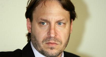 Ο αυστηρός κ. Δημητρίου…